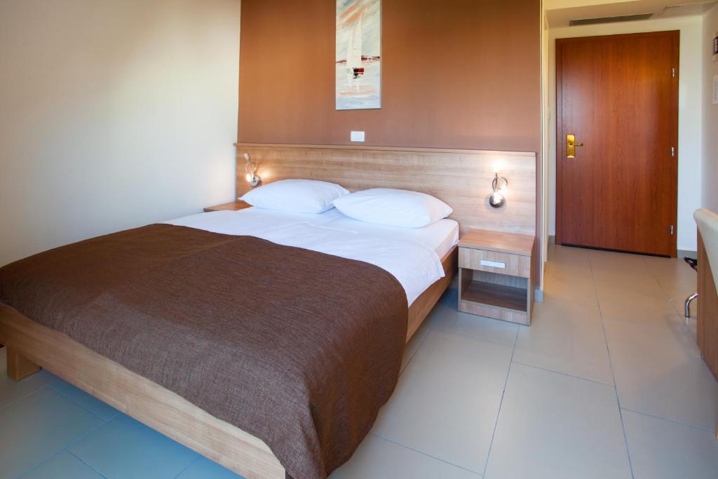 Hotel Vila 4M Ražanac Rom bilde