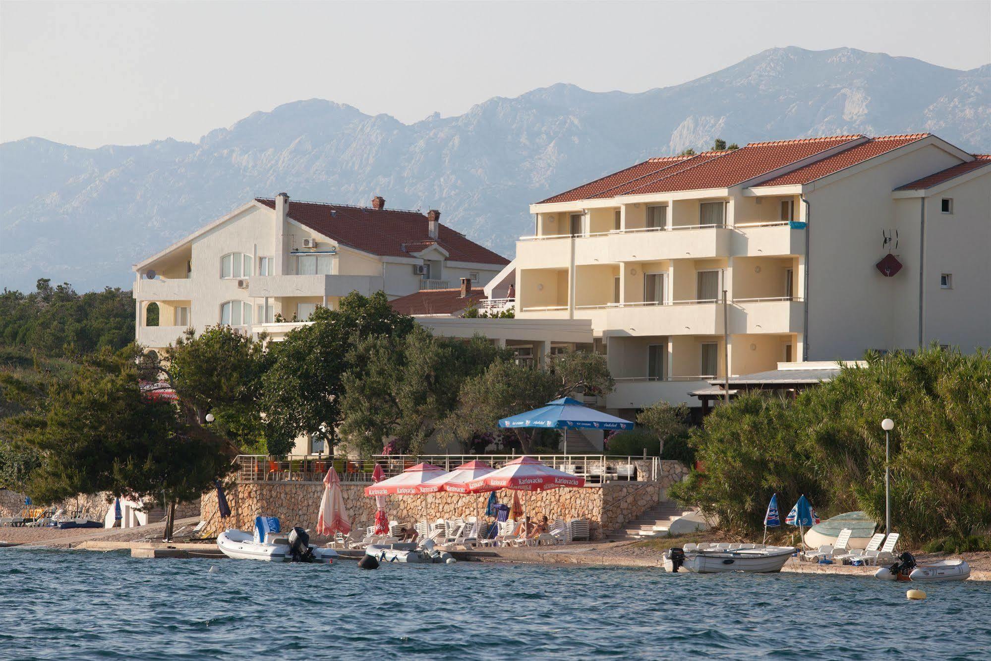 Hotel Vila 4M Ražanac Eksteriør bilde